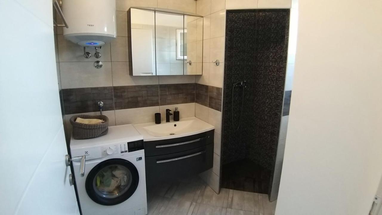 زادار Marijo&Tina Apartment المظهر الخارجي الصورة